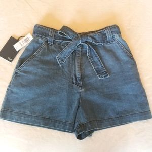 NWT Wilfred Free Natalia Shorts